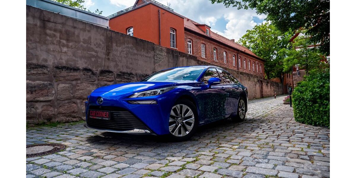 Toyota Mirai 12.000 km 14.999 &euro; Haag 91126