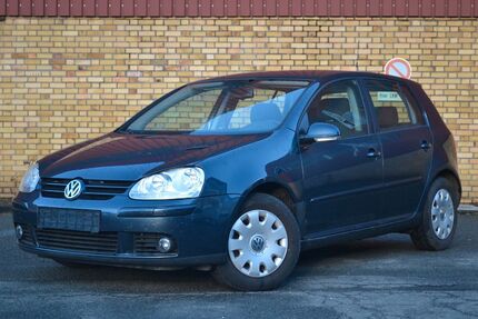 VW Golf 156.136 km 2.498 &euro; Nürnberg 90441