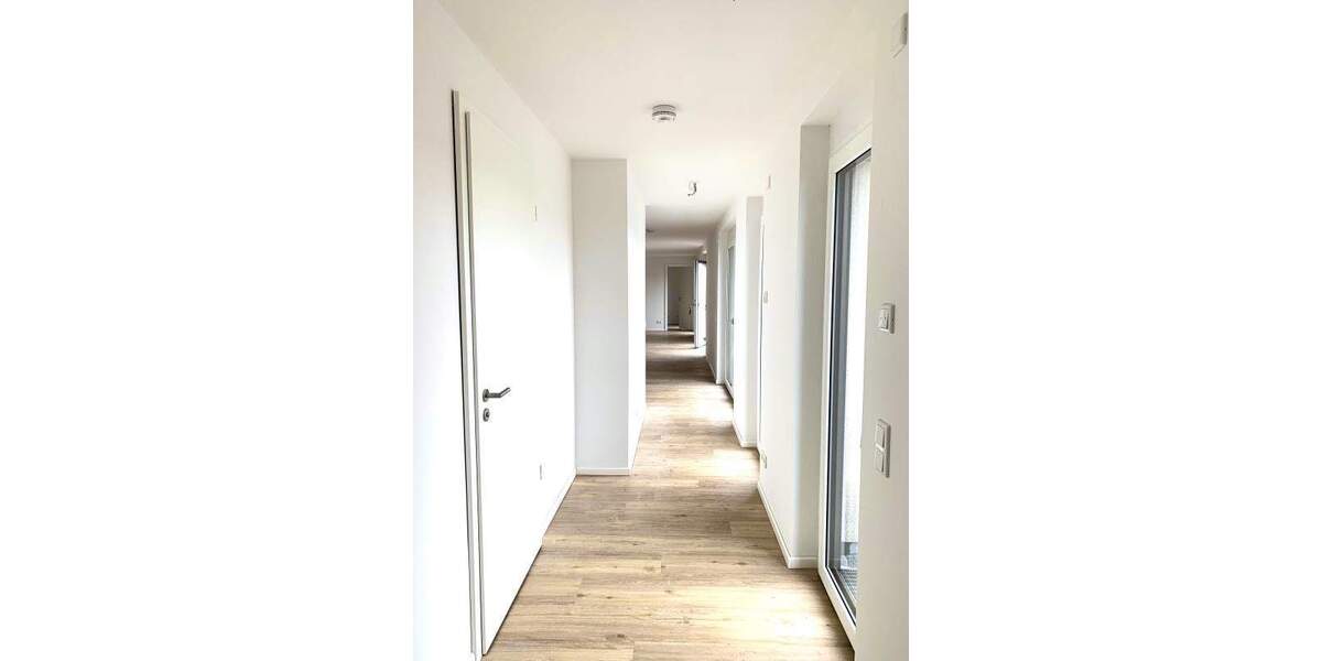 Etagenwohnung Nürnberg St Leonhard - 3 Zimmer, 130 m&sup2;, 1.825&euro; | Angebot:25683954
