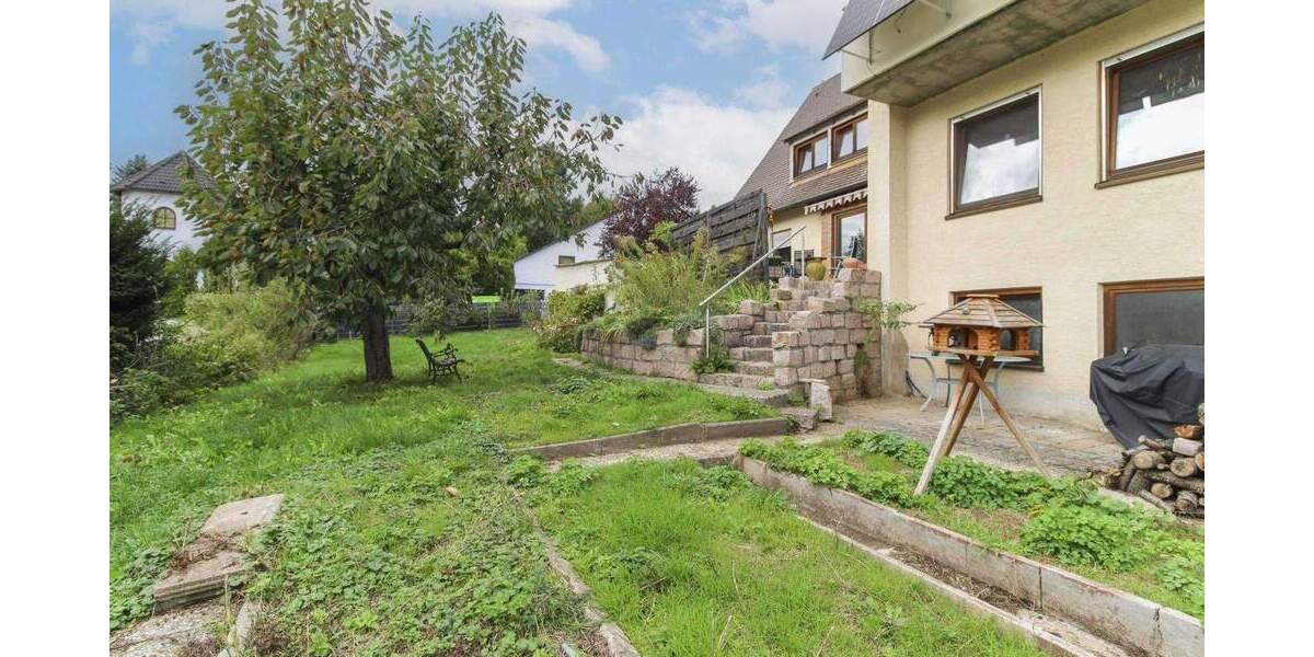 Einfamilienhaus Büchenbach - 8 Zimmer, 238 m&sup2;, 455.000&euro; | Angebot:25775448