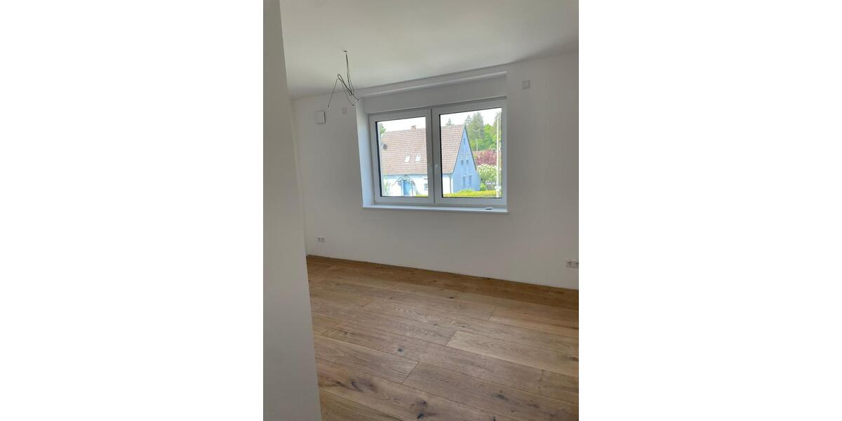 Etagenwohnung Fürth Bislohe - 3 Zimmer, 95 m&sup2;, 1.425&euro; | Angebot:26517640
