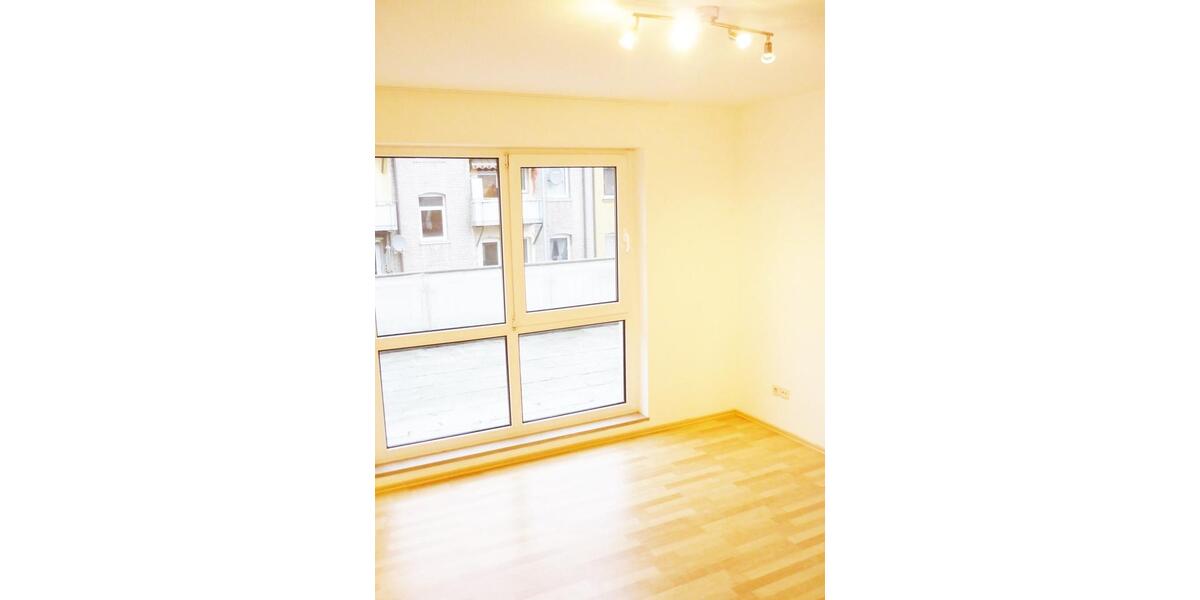 Etagenwohnung Nürnberg Schnepfenreuth - 2 Zimmer, 76 m&sup2;, 999&euro; | Angebot:25830909