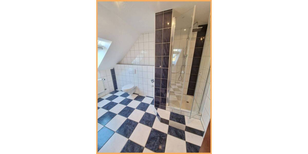 Einfamilienhaus Pyrbaum - 7 Zimmer, 215 m&sup2;, 425.000&euro; | Angebot:26391967