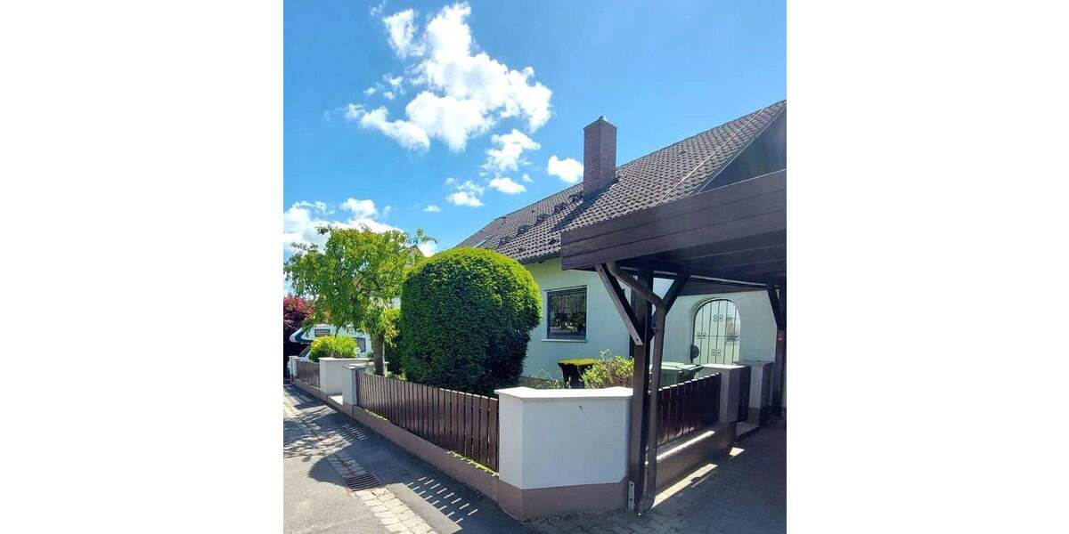 Mehrfamilienhaus, Wohnhaus Cadolzburg - 9 Zimmer, 245 m&sup2;, 655.000&euro; | Angebot:25654284