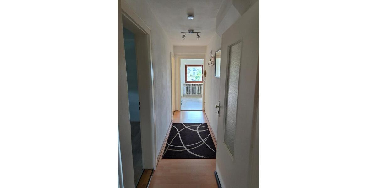 Dachgeschoßwohnung Fürth Südstadt - 2.5 Zimmer, 60 m&sup2;, 625&euro; | Angebot:27589936