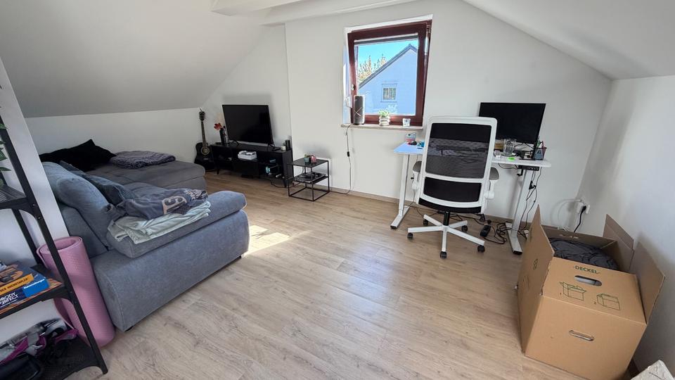 Dachgeschoßwohnung Erlangen Alterlangen - 2 Zimmer, 38 m&sup2;, 740&euro; | Angebot:27563028