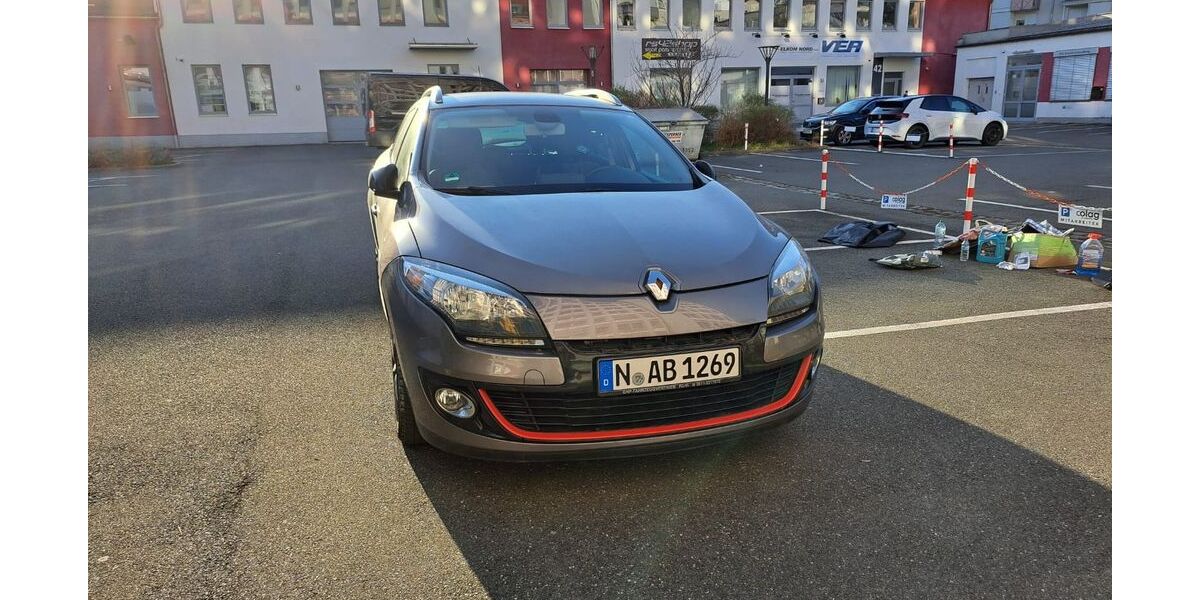 Renault Megane 164.000 km 4.900 &euro; Nürnberg 90427