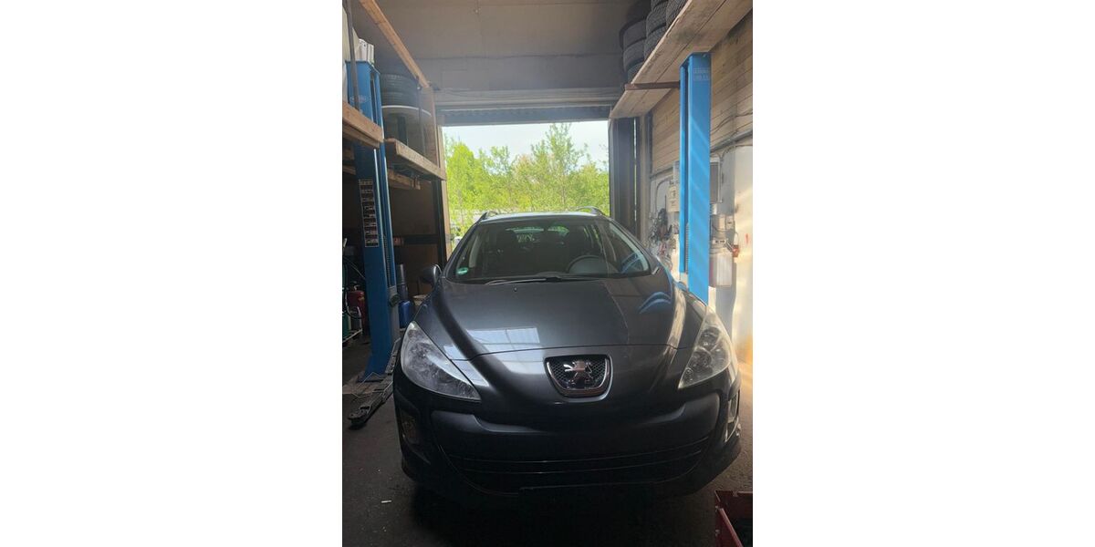 Peugeot 308 195.400 km 1.250 &euro; Stein 90547