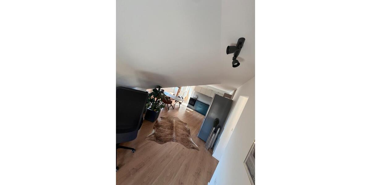 Maisonettenwohnung Neustadt an der Aisch - 4.5 Zimmer, 90 m&sup2;, 950&euro; | Angebot:25390342