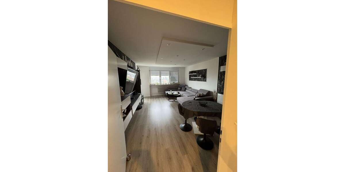 Etagenwohnung Nürnberg Falkenheim - 3 Zimmer, 77 m&sup2;, 280.000&euro; | Angebot:24790245