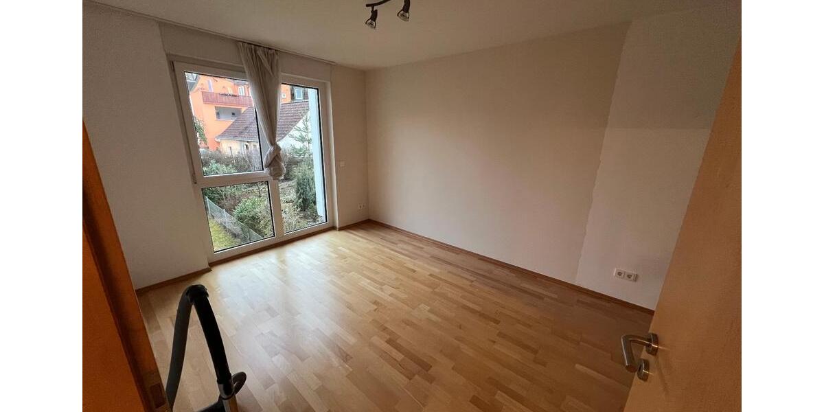 Etagenwohnung Schwabach - 4 Zimmer, 118 m&sup2;, 1.400&euro; | Angebot:25435823