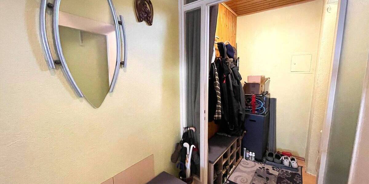 Etagenwohnung Nürnberg Schoppershof - 4 Zimmer, 95 m&sup2;, 250.000&euro; | Angebot:25996007