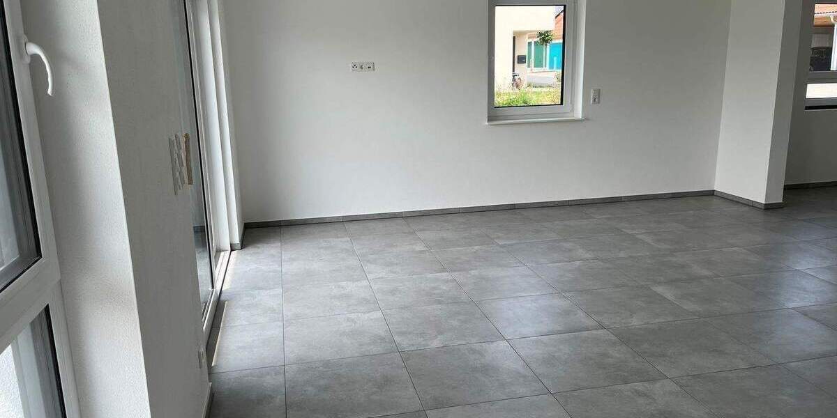 Doppelhaushälfte Markt Erlbach Eschenbach - 5 Zimmer, 121 m&sup2;, 1.690&euro; | Angebot:25666569