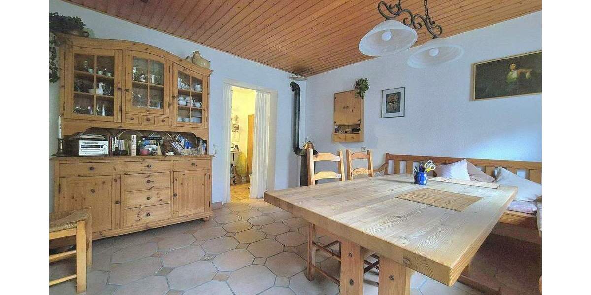 Mehrfamilienhaus, Wohnhaus Neunkirchen - 4 Zimmer, 115 m&sup2;, 250.000&euro; | Angebot:25743745