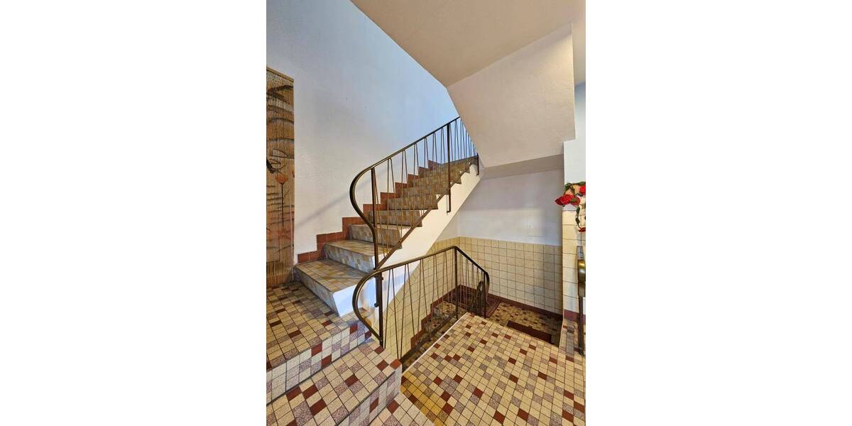 Mehrfamilienhaus, Wohnhaus Neunkirchen - 5 Zimmer, 161 m&sup2;, 244.000&euro; | Angebot:25699398