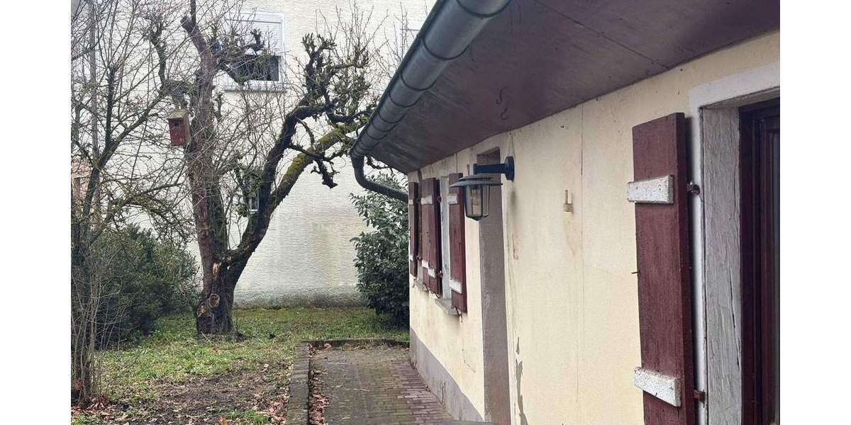 Einfamilienhaus Nürnberg Großgründlach - 7 Zimmer, 145 m&sup2;, 471.000&euro; | Angebot:25779107