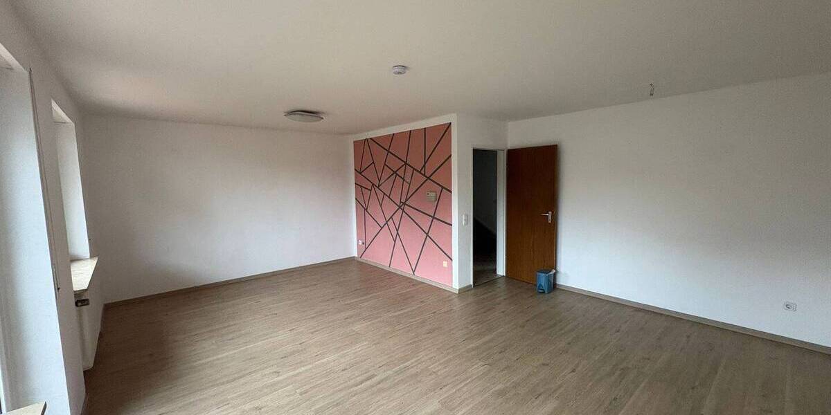 Mehrfamilienhaus, Wohnhaus Feucht - 5 Zimmer, 114 m&sup2;, 435.000&euro; | Angebot:26015266