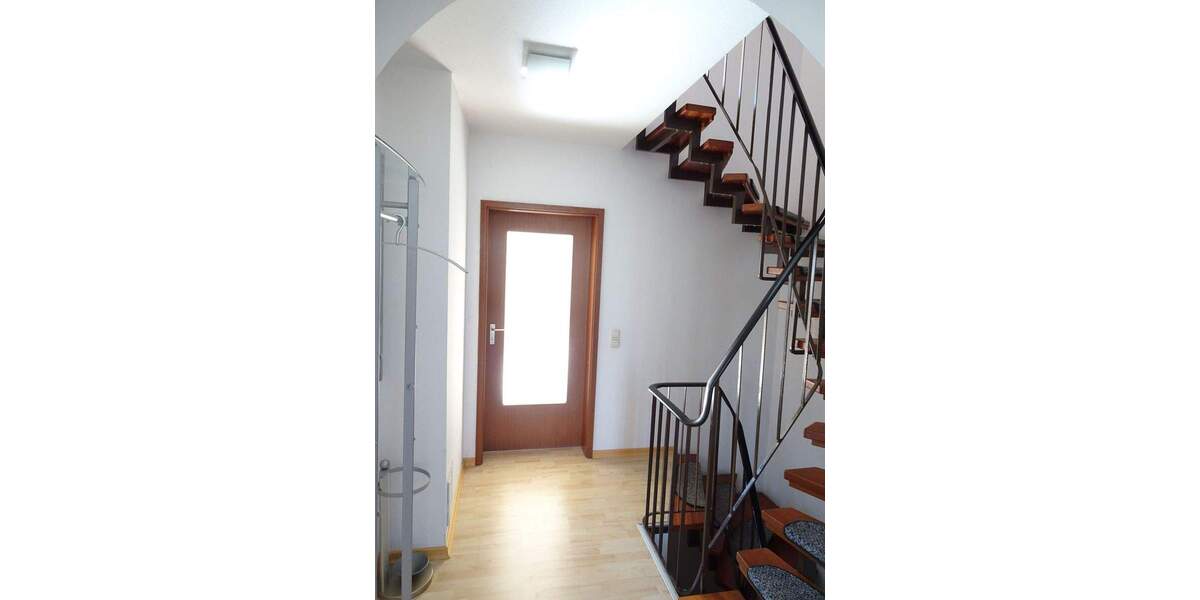 Doppelhaushälfte Herzogenaurach - 5 Zimmer, 131 m&sup2;, 548.000&euro; | Angebot:25697891