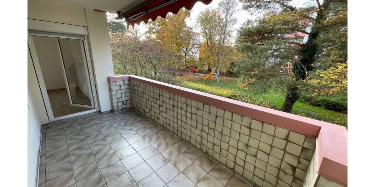 Etagenwohnung Nürnberg Langwasser - 4 Zimmer, 95 m&sup2;, 345.000&euro; | Angebot:26643639