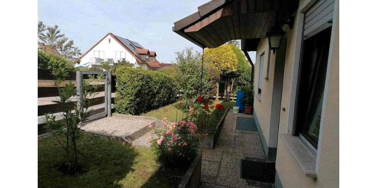Erdgeschoßwohnung Pyrbaum - 2 Zimmer, 70 m&sup2;, 560&euro; | Angebot:26512264