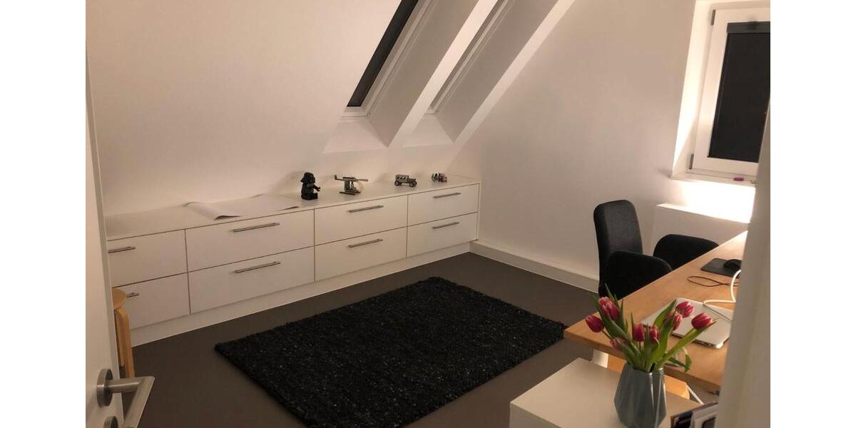 Dachgeschoßwohnung Nürnberg Zerzabelshof - 2 Zimmer, 45 m&sup2;, 700&euro; | Angebot:26465615