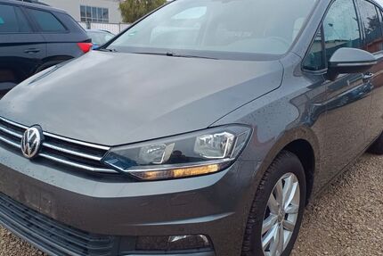 VW Touran 101.000 km 15.999 &euro; Fürth 90765