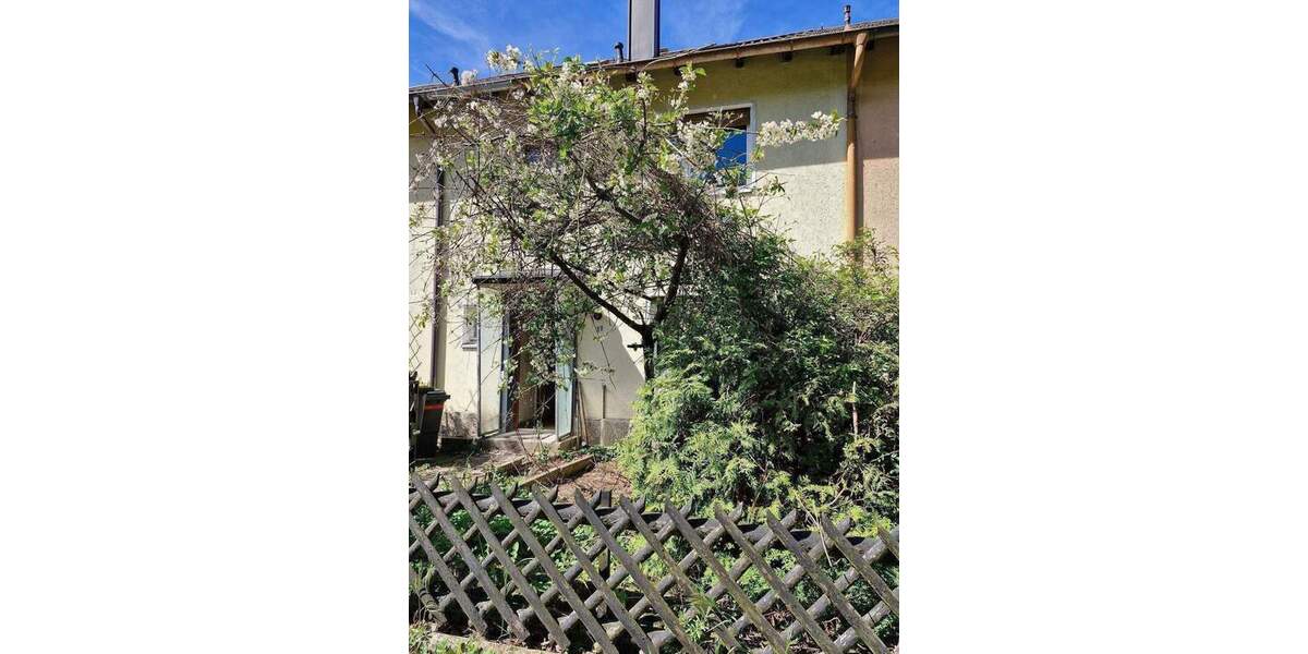 Reihenmittelhaus Forchheim - 5 Zimmer, 120 m&sup2;, 290.000&euro; | Angebot:26627376