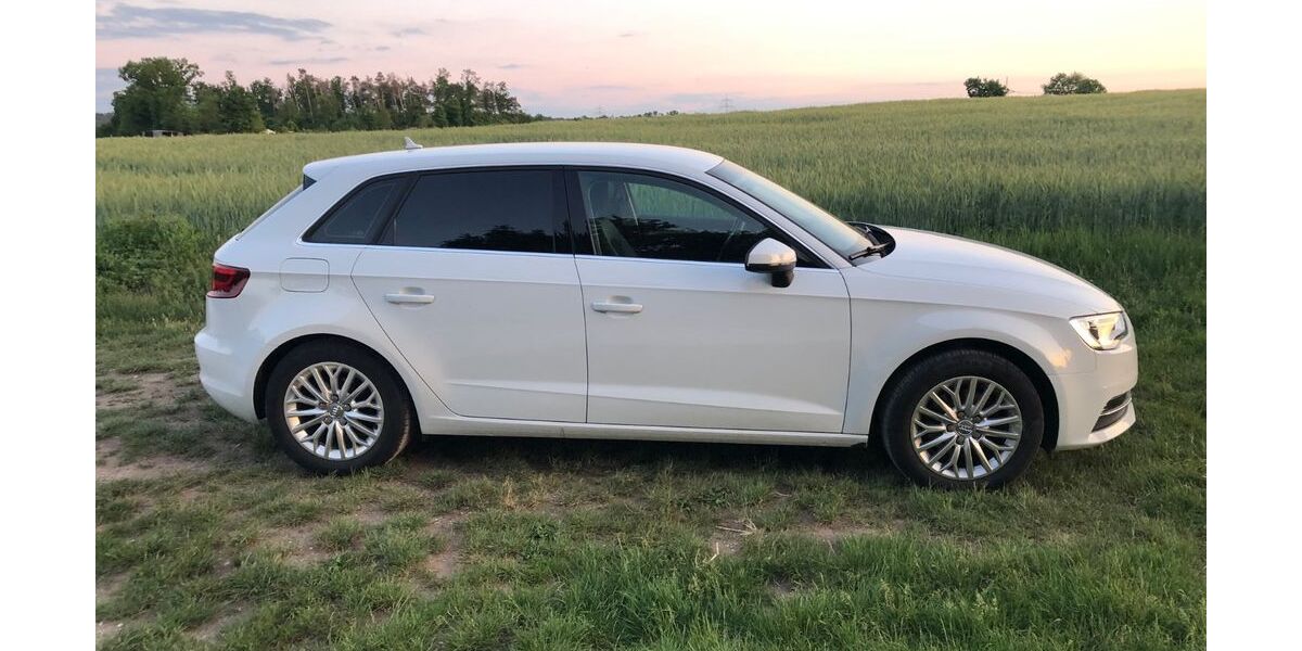 Audi A3 109.125 km 13.990 &euro; Herzogenaurach 91074