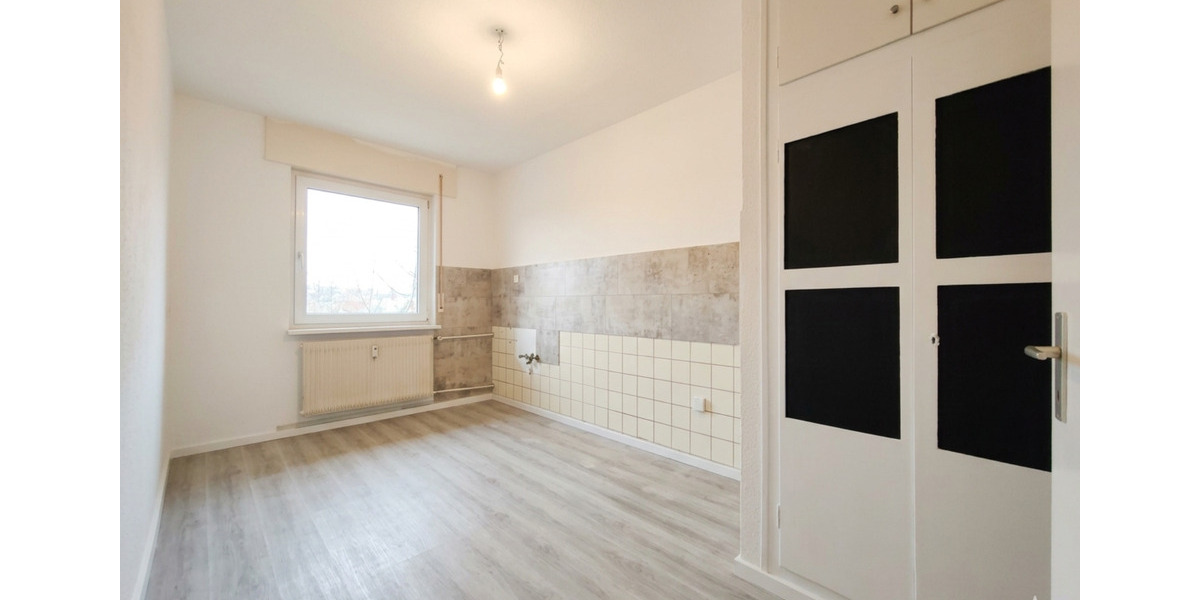 Etagenwohnung Oberasbach - 5 Zimmer, 96 m&sup2;, 832&euro; | Angebot:25812661