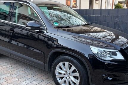 VW Tiguan 278.787 km 5.700 &euro; Fürth 90763