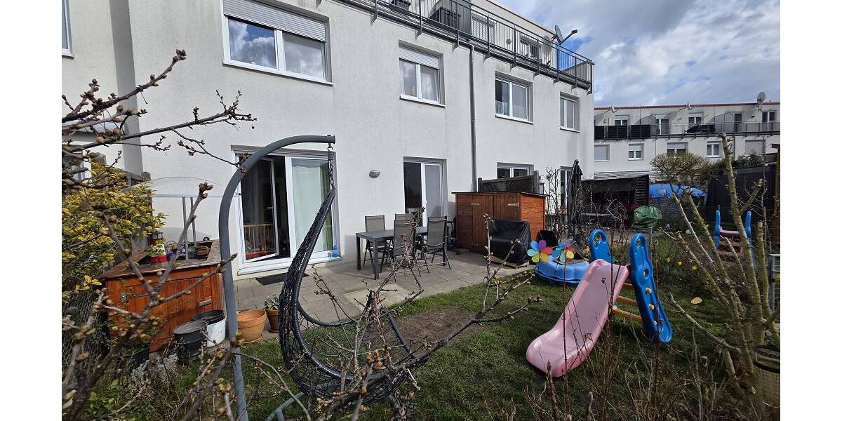 Mehrfamilienhaus, Wohnhaus Fürth Burgfarrnbach - 5 Zimmer, 121 m&sup2;, 1.325&euro; | Angebot:25928885