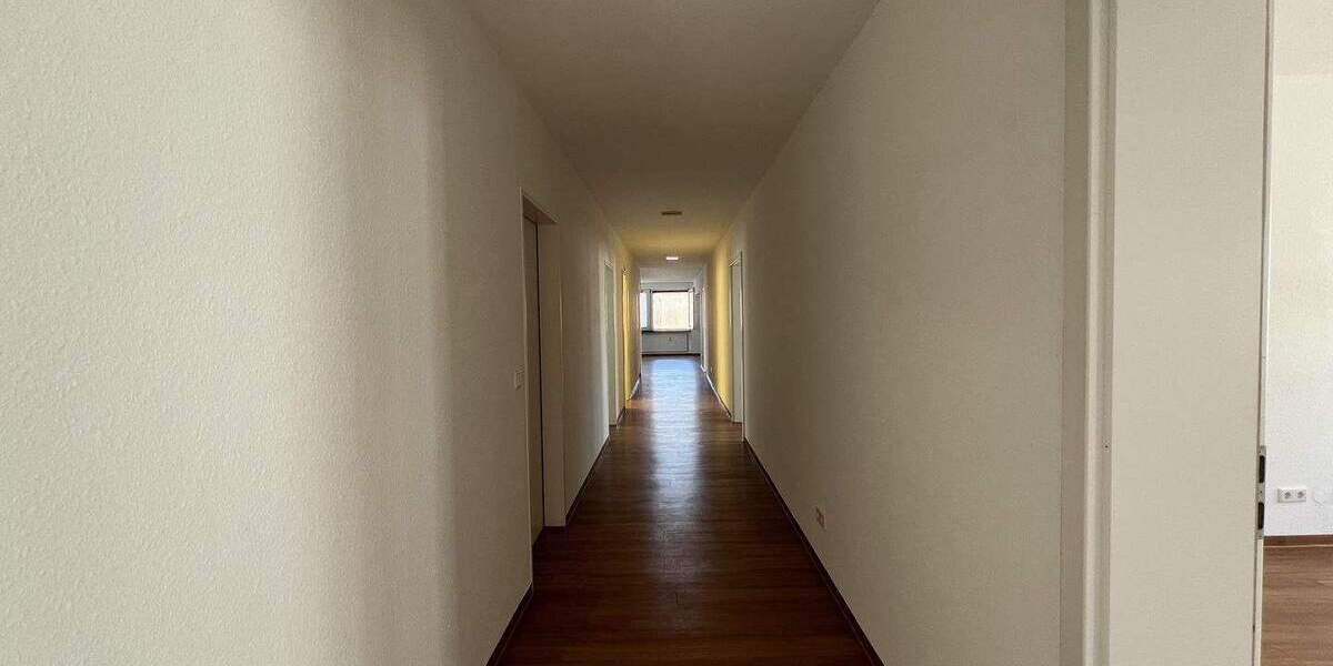 Gewerbeobjekt Erlangen Büchenbach - 9 Zimmer, 449.000&euro; | Angebot:25671201