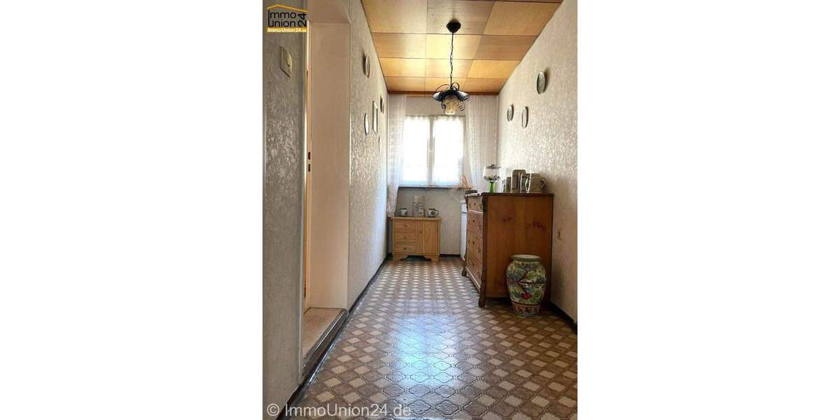 Mehrfamilienhaus, Wohnhaus Altdorf bei Nürnberg Altdorf - 6 Zimmer, 150 m&sup2;, 225.000&euro; | Angebot:25662829
