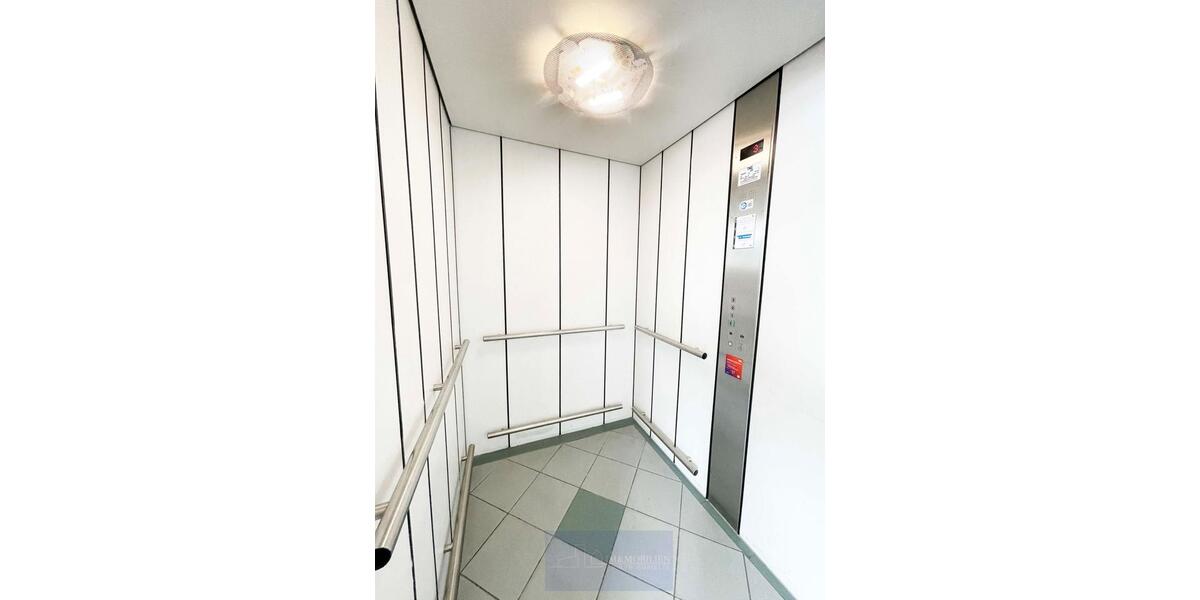 Gewerbeobjekt Erlangen Bruck - 9&euro; | Angebot:23224217