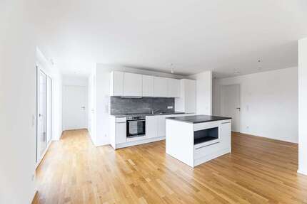 Wohnung Fürth Altstadt - 3 Zimmer, 87 m&sup2;, 1.395&euro; | Angebot:27088009