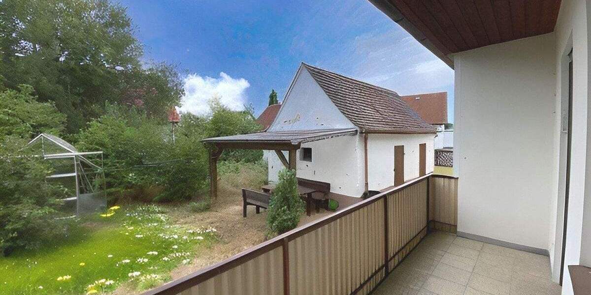 Einfamilienhaus Roßtal Weitersdorf - 9 Zimmer, 187 m&sup2;, 349.000&euro; | Angebot:25771449