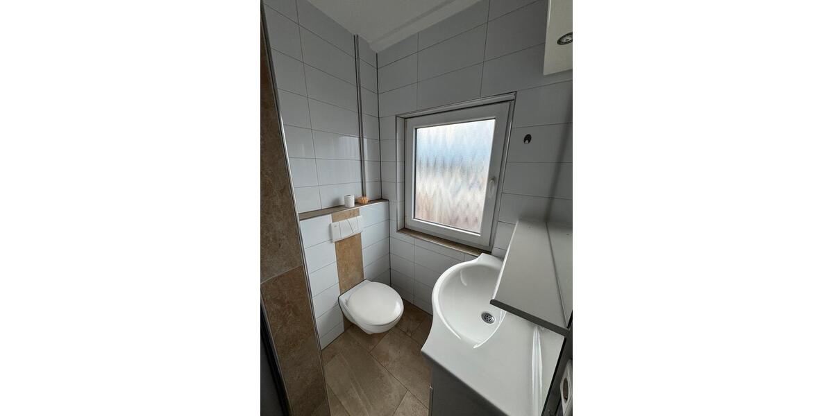 Etagenwohnung Roßtal - 3 Zimmer, 70 m&sup2;, 900&euro; | Angebot:25663306