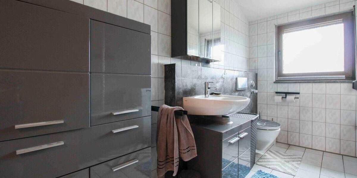 Mehrfamilienhaus, Wohnhaus Lonnerstadt - 1 Zimmer, 598.000&euro; | Angebot:25745499