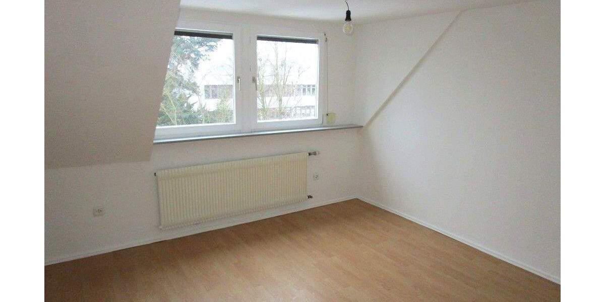 Mehrfamilienhaus, Wohnhaus Nürnberg Schweinau - 7 Zimmer, 173 m&sup2;, 669.000&euro; | Angebot:25704396