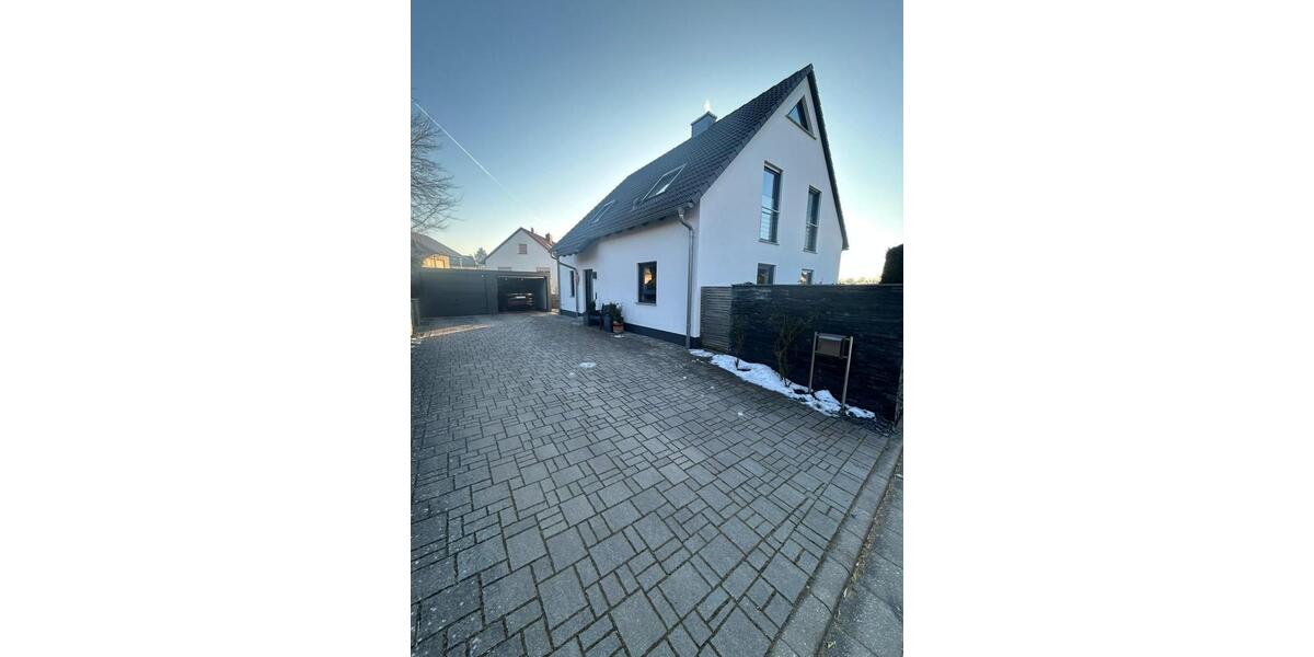 Einfamilienhaus Lauf an der Pegnitz - 7 Zimmer, 188 m&sup2;, 1.025.000&euro; | Angebot:24598413