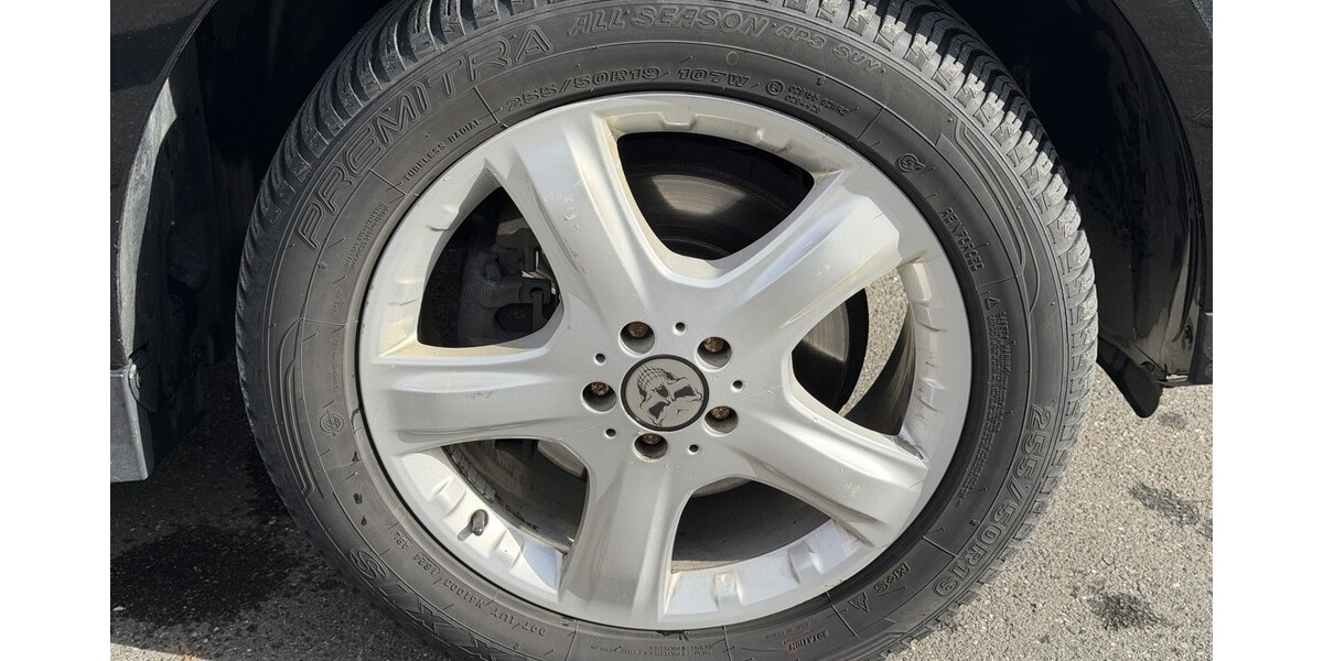 Mercedes-Benz ML 320 293.500 km 7.900 &euro; Langenzenn 90579