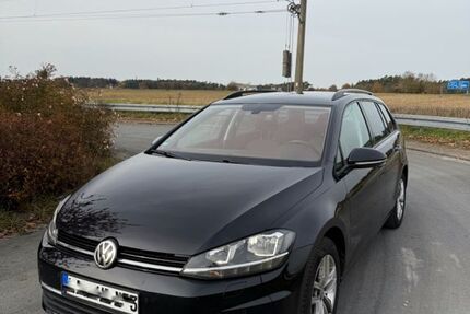 VW Golf 137.500 km 12.700 &euro; Winkelhaid 90610