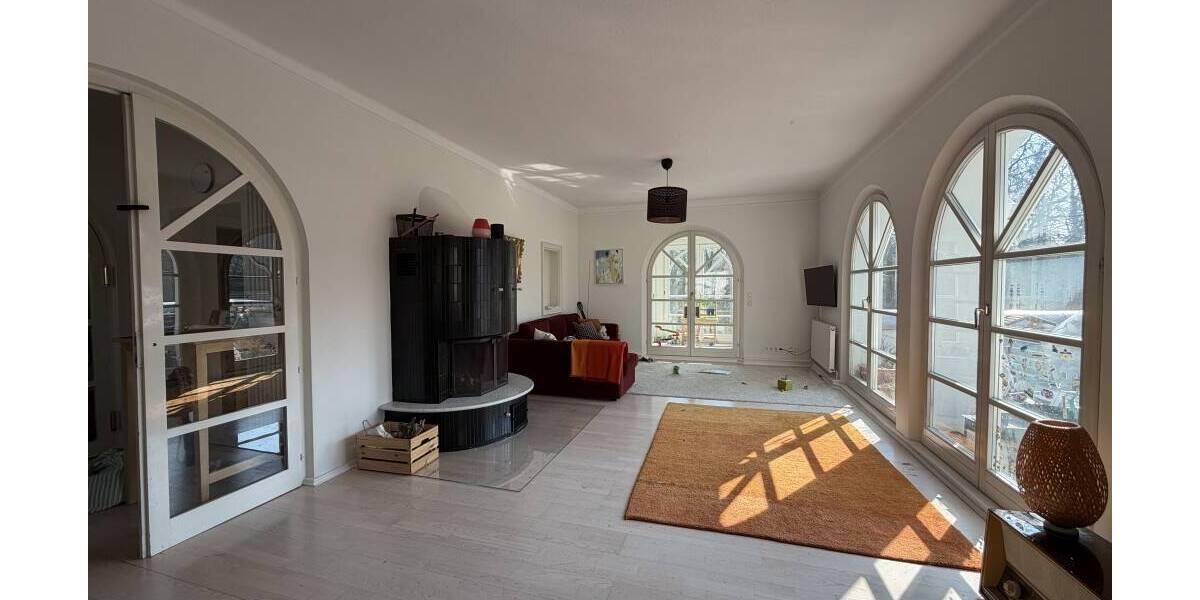 Etagenwohnung Erlangen Burgberg - 5 Zimmer, 155 m&sup2;, 1.900&euro; | Angebot:25984870