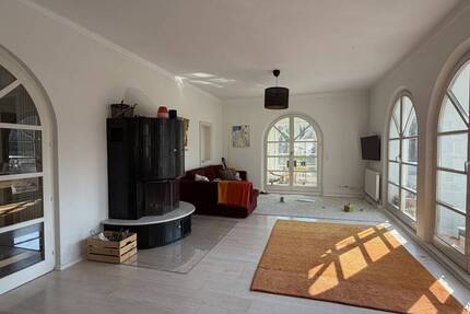 Wohnung Erlangen Burgberg - 5 Zimmer, 155 m&sup2;, 1.900&euro; | Angebot:25984870