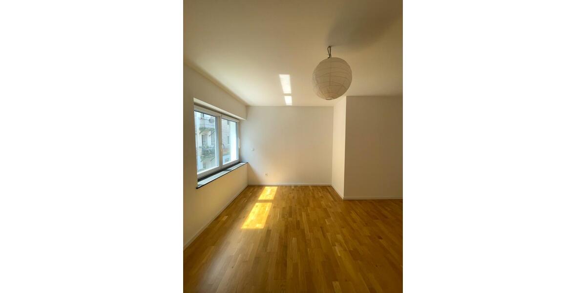 Etagenwohnung Nürnberg Rabus - 4 Zimmer, 100 m&sup2;, 400&euro; | Angebot:26286986