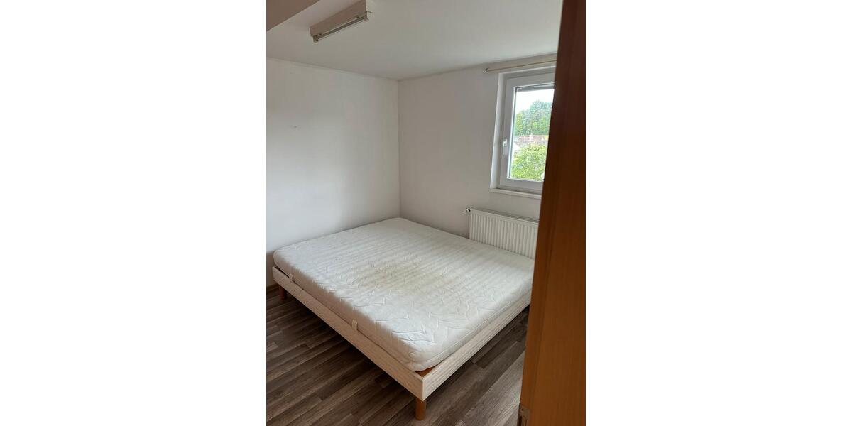 Dachgeschoßwohnung Nürnberg Erlenstegen - 2 Zimmer, 40 m&sup2;, 600&euro; | Angebot:26537122