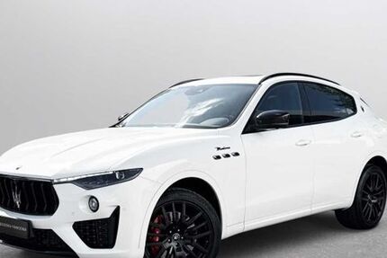Maserati Levante 8.900 km 106.900 &euro; Nürnberg 90403