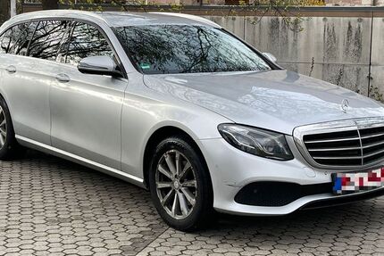 Mercedes-Benz E 220 549.000 km 7.900 &euro; Nürnberg 90419