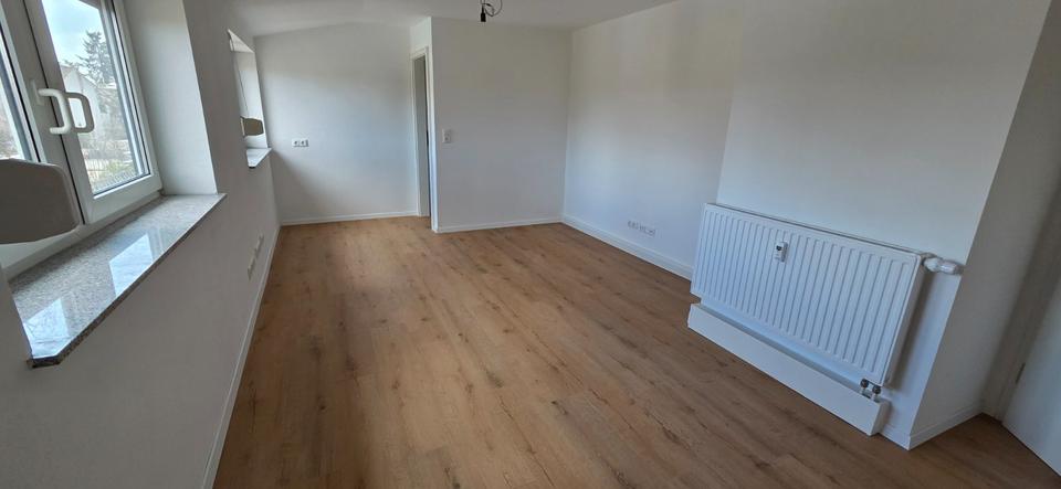 Dachgeschoßwohnung Erlangen Bruck - 2 Zimmer, 37 m&sup2;, 700&euro; | Angebot:25935700