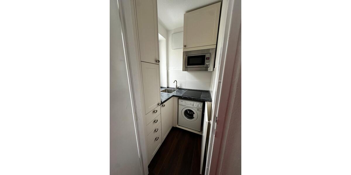 Etagenwohnung Nürnberg Erlenstegen - 1 Zimmer, 21 m&sup2;, 746&euro; | Angebot:25945281